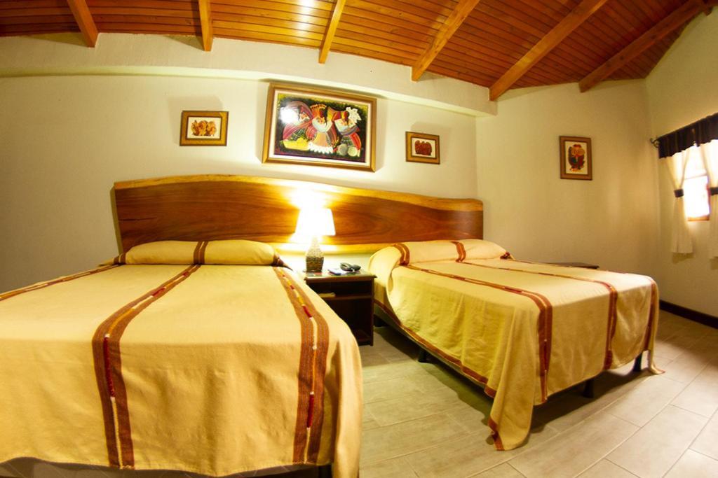 Hotel Dos Mundos ปานาคาเชล ภายนอก รูปภาพ