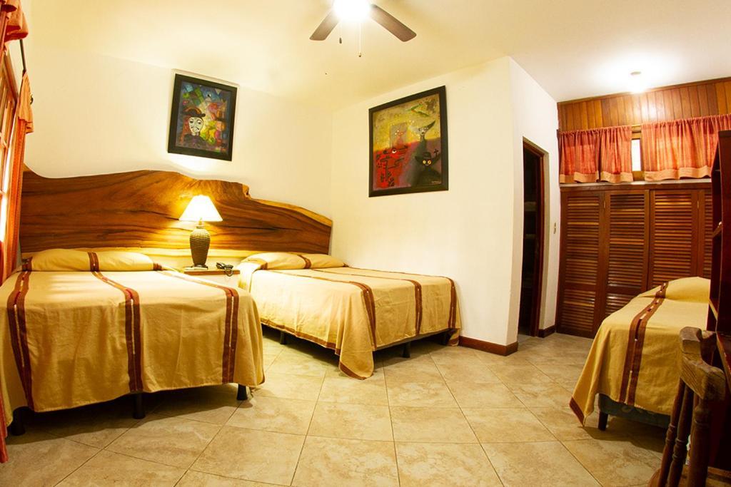 Hotel Dos Mundos ปานาคาเชล ภายนอก รูปภาพ